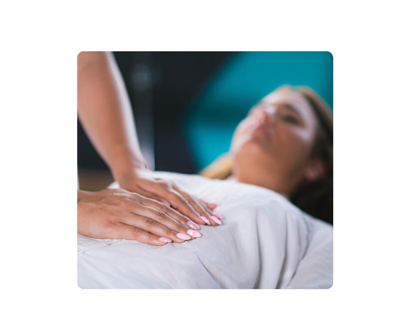 Reiki treatment in Llandudno at HUSH Therapies providing a calm, gentle session to support relaxation